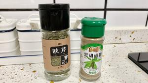 超浓郁番茄肉酱奶油意面的做法 步骤3