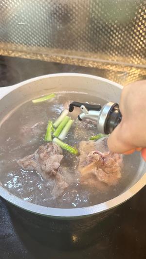 冬瓜海带骨头汤的做法 步骤5