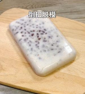 椰汁红豆糕-白凉粉的做法 步骤5