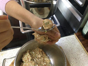 冬瓜丸子汤（营养美味易操作）的做法 步骤5