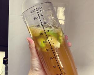 视频｜夏天最火的手打香水柠檬茶｜上瘾配方的做法 步骤5