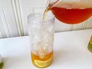 三款经典柠檬茶的做法 步骤10