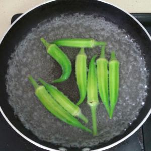 鸡蛋虾仁蔬菜饼的做法 步骤7