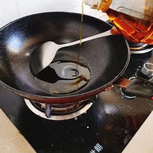 【微辣】秋葵炒鸡蛋的做法 步骤5