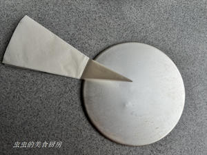兔兔提拉米苏草莓巴斯克的做法 步骤4