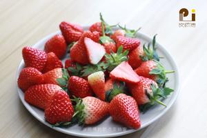 法式草莓蛋糕 fraisier 慕斯林奶油应用之一的做法 步骤15