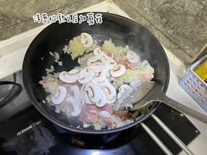 奶油培根牛油果意面的做法 步骤8