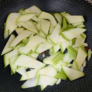 素炒西葫芦的做法 步骤4