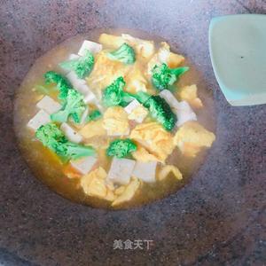 西兰花豆腐蛋汤的做法 步骤5