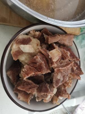 红烧土豆炖牛肉的做法 步骤1