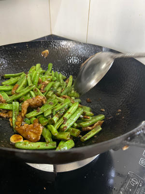 肉炒扁豆的做法 步骤5