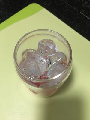 夏日特饮之「西瓜?牛奶?」的做法 步骤3