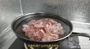 长扁豆+土豆炖排骨的做法 步骤1