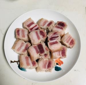 贴秋膘必备～扁豆红烧肉的做法 步骤1