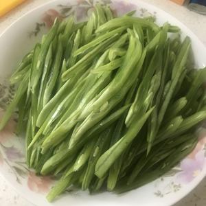 美极鲜扁豆丝（快手又好吃）的做法 步骤1