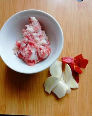 不放一滴水的（榄菜肉末刀豆）的做法 步骤2