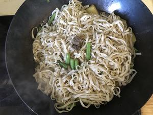 扁豆焖面（王牌铁锅焖仙面）的做法 步骤7