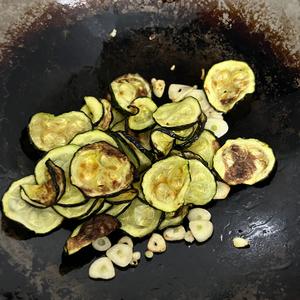 节瓜意大利面Spaghetti alla nerano（ref.广坦）的做法 步骤10