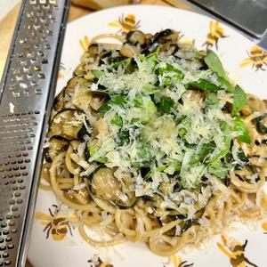 节瓜意大利面Spaghetti alla nerano（ref.广坦）的做法 步骤19