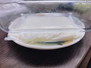 日式柚子盐豆腐培根炒小油菜的做法 步骤3