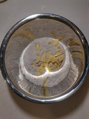 酒渍无花果肉桂司康的做法 步骤2