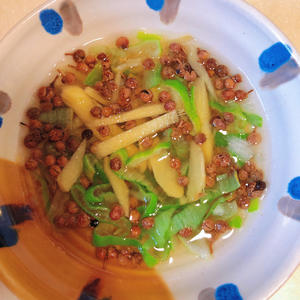 美腻的彩色水饺-火龙果双色饺子的做法 步骤4