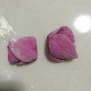 火龙果玫瑰馒头的做法 步骤9