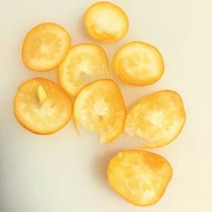 金橘茶（冬日暖阳阳）的做法 步骤1