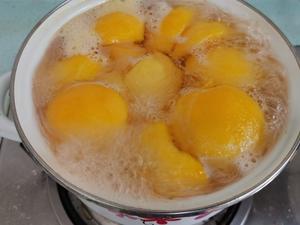 在家做黄桃罐头的做法 步骤6