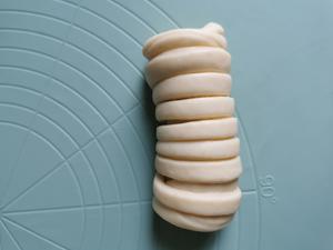 桑椹乳酪毛线球面包的做法 步骤12