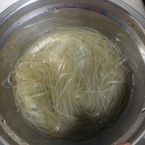 椒麻风味猪肉白菜炖粉条～北方人的特殊情怀的做法 步骤2