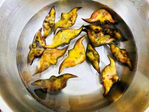 【盐水菱角】皮脆肉粉嫩，老少皆宜的做法 步骤1
