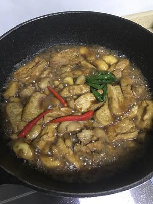 红烧菱角五花肉豆干的做法 步骤7