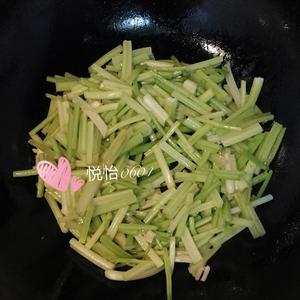 素炒芹菜粉的做法 步骤7