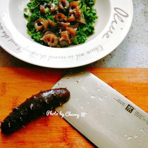 芹菜叶凉拌海参(芹菜叶华丽变身)的做法 步骤2
