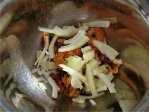 【生酮低碳】超简易快手泡菜饼、芹菜叶饼的做法 步骤3