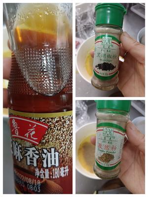 芹菜叶虾滑煎饼的做法 步骤2