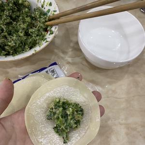 青菜香菇虾仁饺子的做法 步骤8