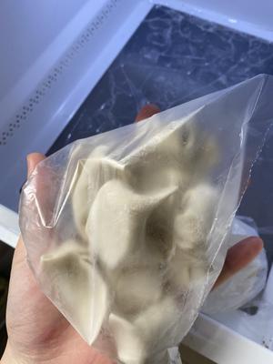 青菜香菇虾仁饺子的做法 步骤11