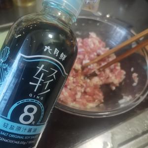 白菜肉卷的做法 步骤7