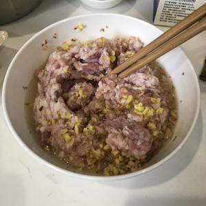 香菜丸子白菜豆腐汤的做法 步骤4