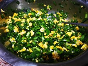 韭菜鸡蛋馅饼的做法 步骤5