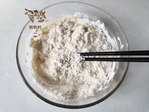 香煎韭菜腊肠饼「口感佳零厨艺易操作的快手早餐饼」的做法 步骤2