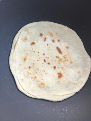 土豆丝卷饼的做法 步骤6