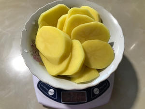 像KFC的土豆泥?的做法 步骤1