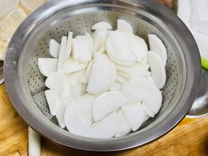 雪碧萝卜【酸甜可口又简单】的做法 步骤3