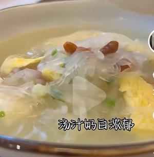 萝卜丝煎蛋汤配肉饼 萝卜丝蛋饺汤的做法 步骤11