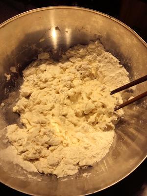 韭菜鸡蛋馅饼的做法 步骤4