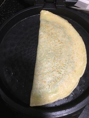 手不沾面，不用擀皮做「韭菜盒子」的做法 步骤17