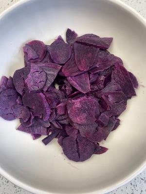 在家蒸一锅紫薯花卷?的做法 步骤5